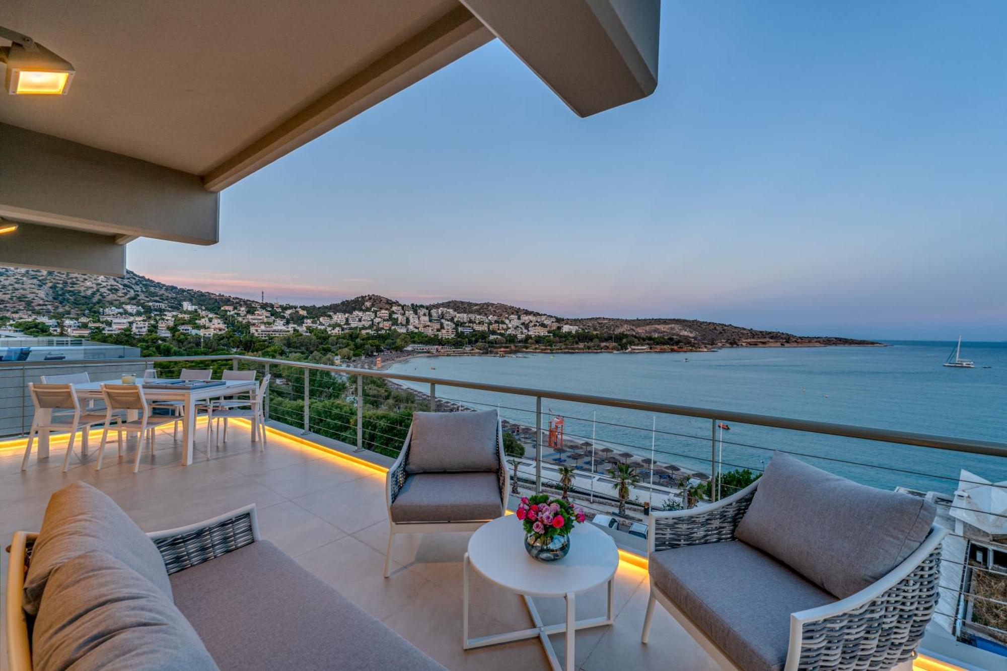 Vouliagmeni - Apollonos Street Apartment Athena Bagian luar foto